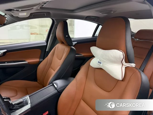 Volvo S60 id 4214163 из Китая 16