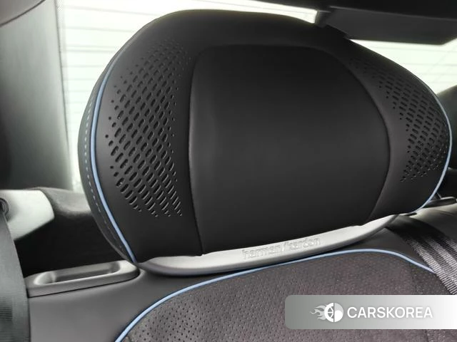Volkswagen Passat id 3890779 из Китая 21
