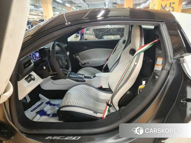 Maserati MC20 id 3850808 из Кореи 16