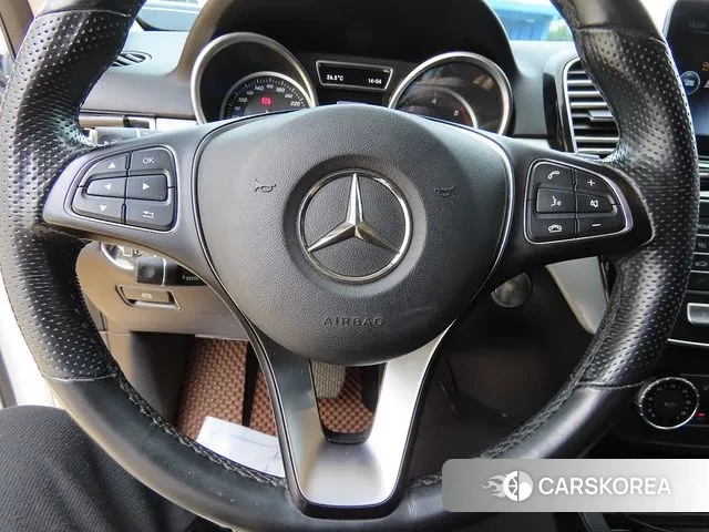 Mercedes-Benz GLE - Class W166 id 3302872 из Кореи 16