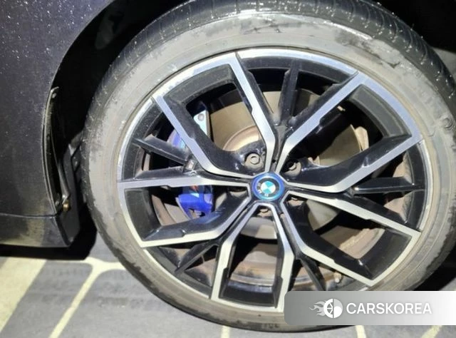 BMW 5 Series (G30) id 3953939 из Кореи 6