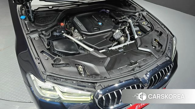 BMW 5 Series (G30) id 4481577 из Кореи 29