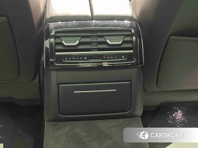 Audi A8 id 4393979 из Китая 16