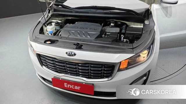 Kia The New Carnival id 4325473 из Кореи 16