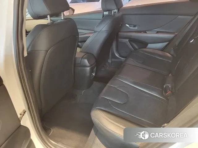 Hyundai The New Avante (CN7) id 2915323 из Кореи 16