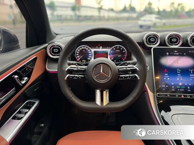 Mercedes-Benz GLC 2023 Черный из Китая, фото 6