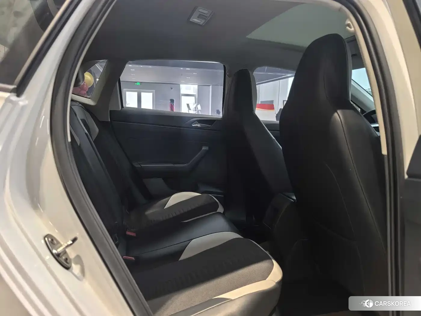 Volkswagen Polo id 4679496 из Китая 7