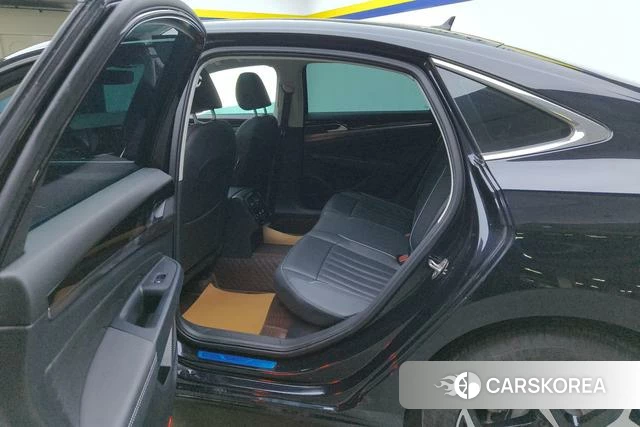Volkswagen Passat id 4212322 из Китая 13