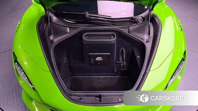 McLaren 750S id 2978876 из Кореи 16