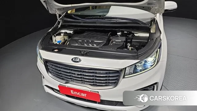 Kia The New Carnival id 3413037 из Кореи 16