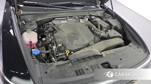 Hyundai Grandeur (GN7) id 3549728 из Кореи 16