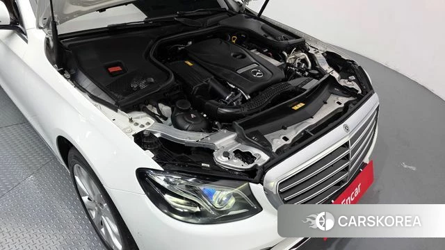 Mercedes-Benz E-Class W213 id 4397431 из Кореи 16