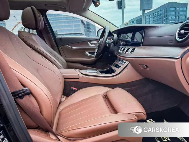 Mercedes-Benz E-class id 4307069 из Китая 19