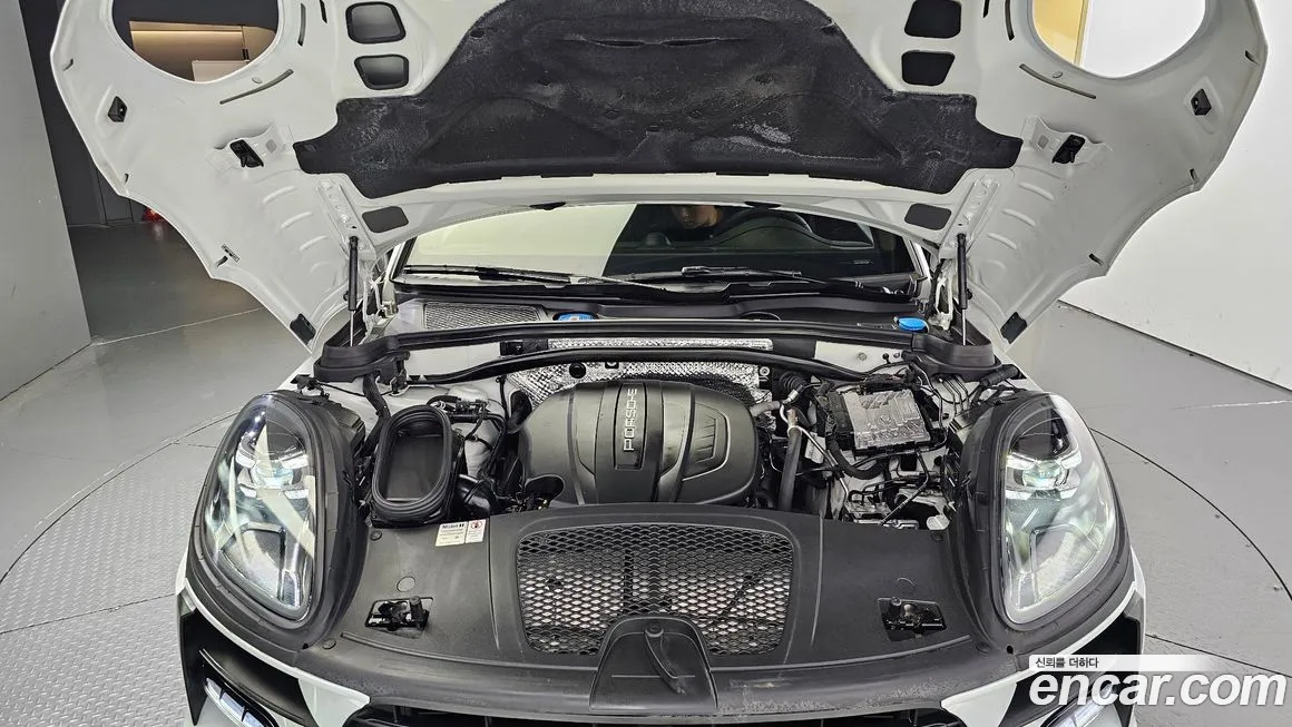 Porsche Macan id 1699649 из Кореи 16