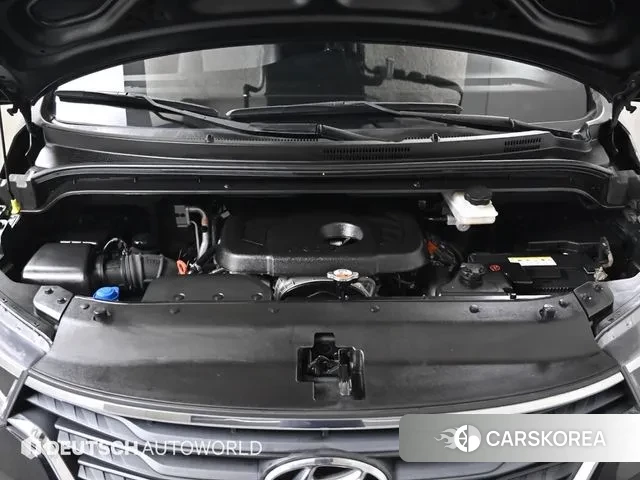 Hyundai The New Grand Starex id 3698337 из Кореи 16