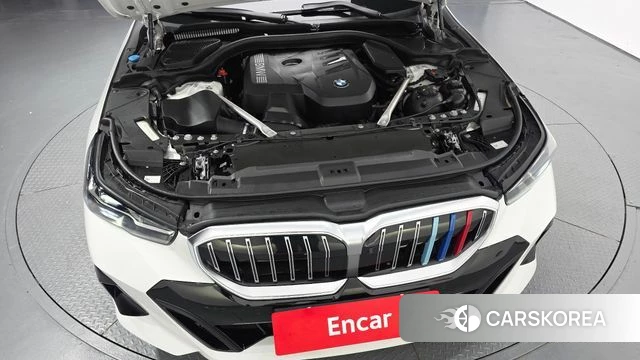 BMW 5 Series (G60) id 4432715 из Кореи 31