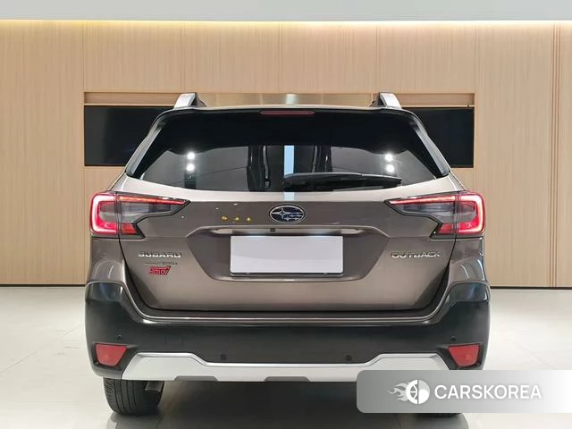 Subaru OUTBACK id 4220621 из Китая 12