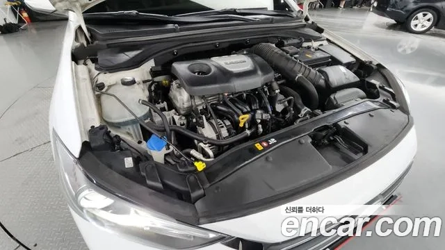 Hyundai Avante AD id 2941657 из Кореи 16