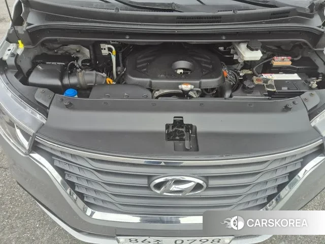 Hyundai The New Grand Starex id 3480140 из Кореи 14
