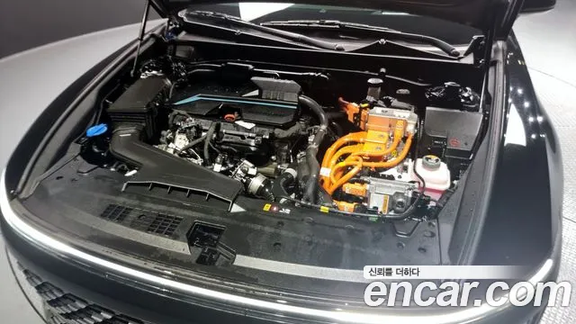 Hyundai Grandeur Hybrid (GN7) id 2637811 из Кореи 16