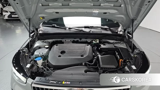 Volvo XC40 id 3299644 из Кореи 16