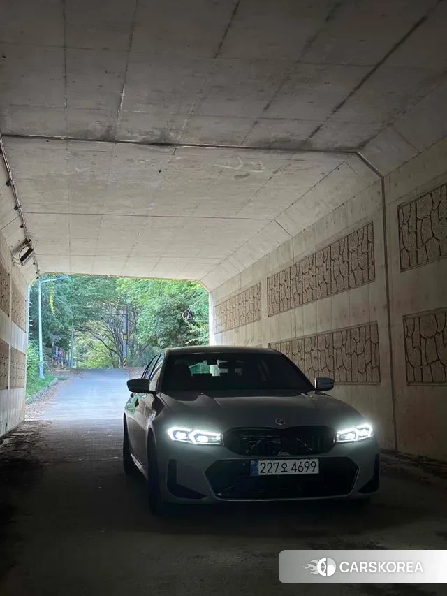 BMW 3 Series (G20) 2024 Небесно-голубой из Кореи, фото 6