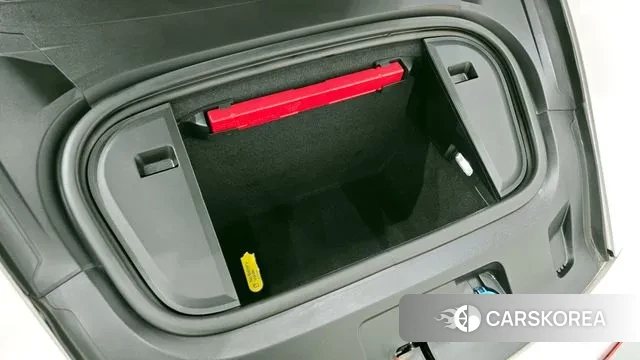 Porsche Taycan id 3702003 из Кореи 16