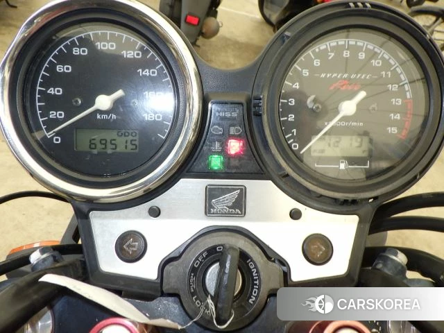 Honda CB400SF id 4184584 из Японии 20
