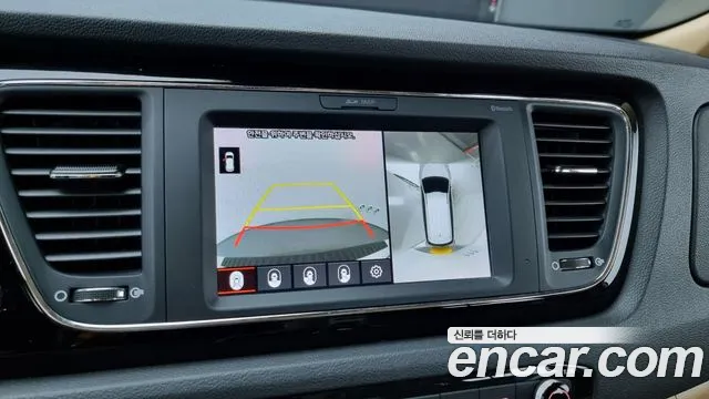 Kia The New Carnival id 2558825 из Кореи 16