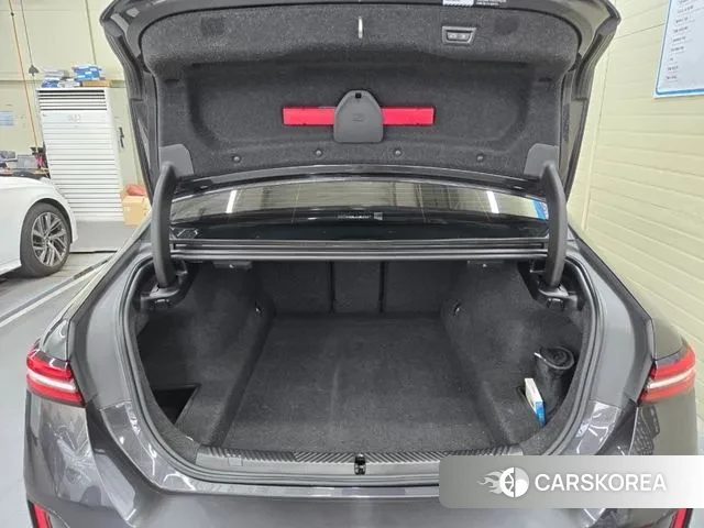 BMW 5 Series (G60) 2023 Серый из Кореи, фото 6