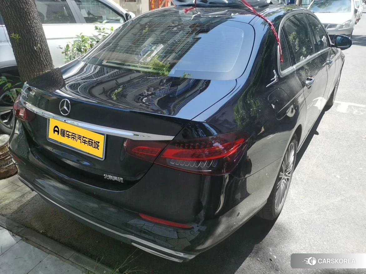Mercedes-Benz E-Class id 4453941 из Китая 17