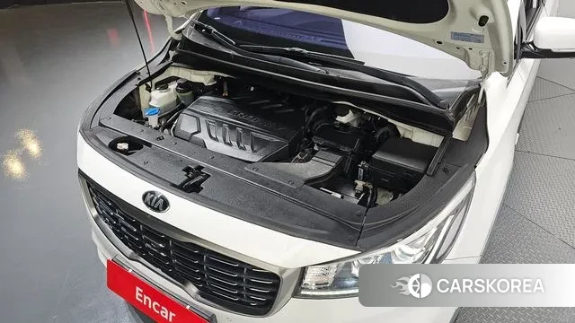 Kia The New Carnival id 3573893 из Кореи 16