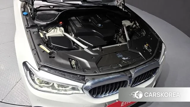 BMW 5 Series (G30) id 3489481 из Кореи 16