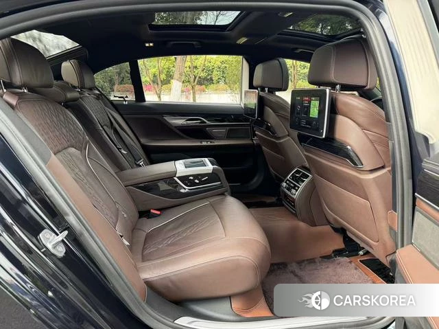 BMW 7 series id 3907748 из Китая 8