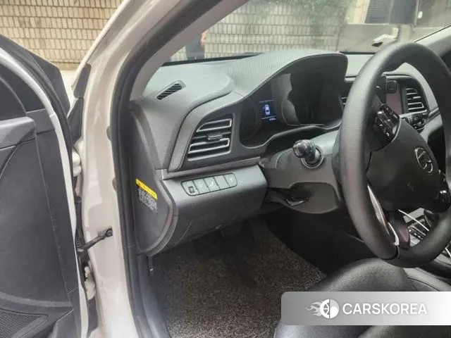 Hyundai The New Avante AD id 3029071 из Кореи 8