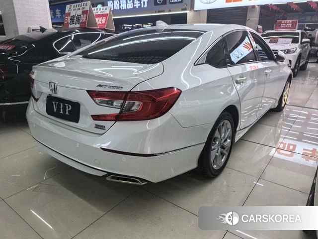Honda Accord 2021 Белый из Китая, фото 6