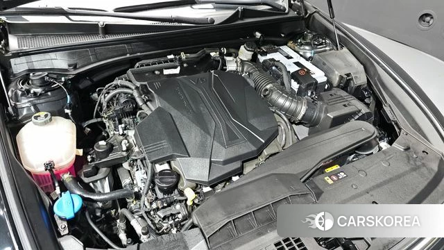 Hyundai Grandeur (GN7) id 3883753 из Кореи 16