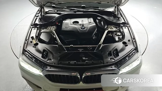 BMW 5 Series (G30) id 3439593 из Кореи 16