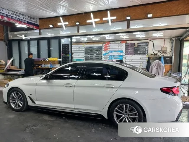 BMW 5 Series (G30) id 3335529 из Кореи 16