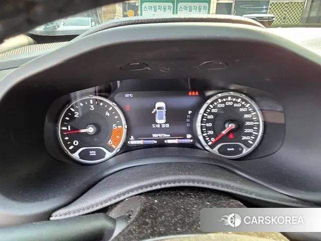 Jeep Renegade id 3312938 из Кореи 7