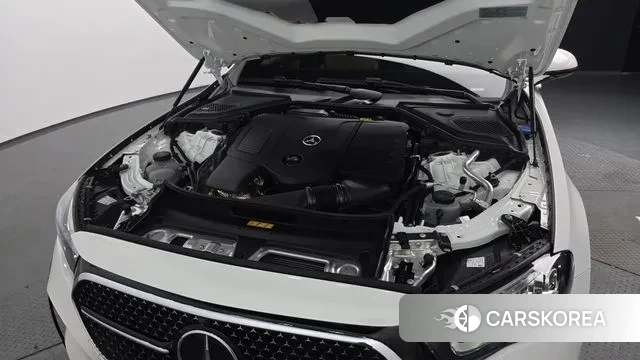 Mercedes-Benz E-Class W214 id 3689637 из Кореи 16