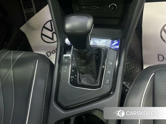 Volkswagen Tiguan L id 4336033 из Китая 10