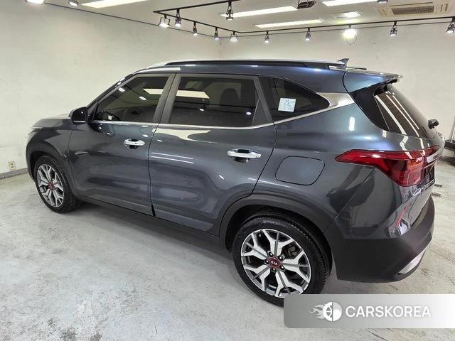 Kia Seltos id 4594972 из Кореи 16
