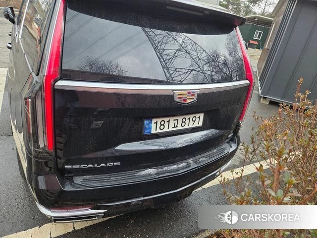 Cadillac Escalade 5th Generation 2021 Черный из Кореи, фото 6