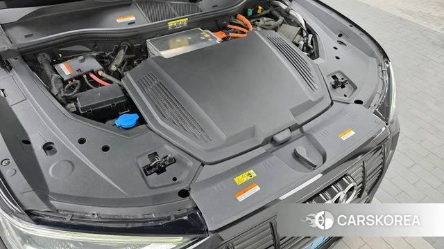 Audi e-Tron id 4585143 из Кореи 30