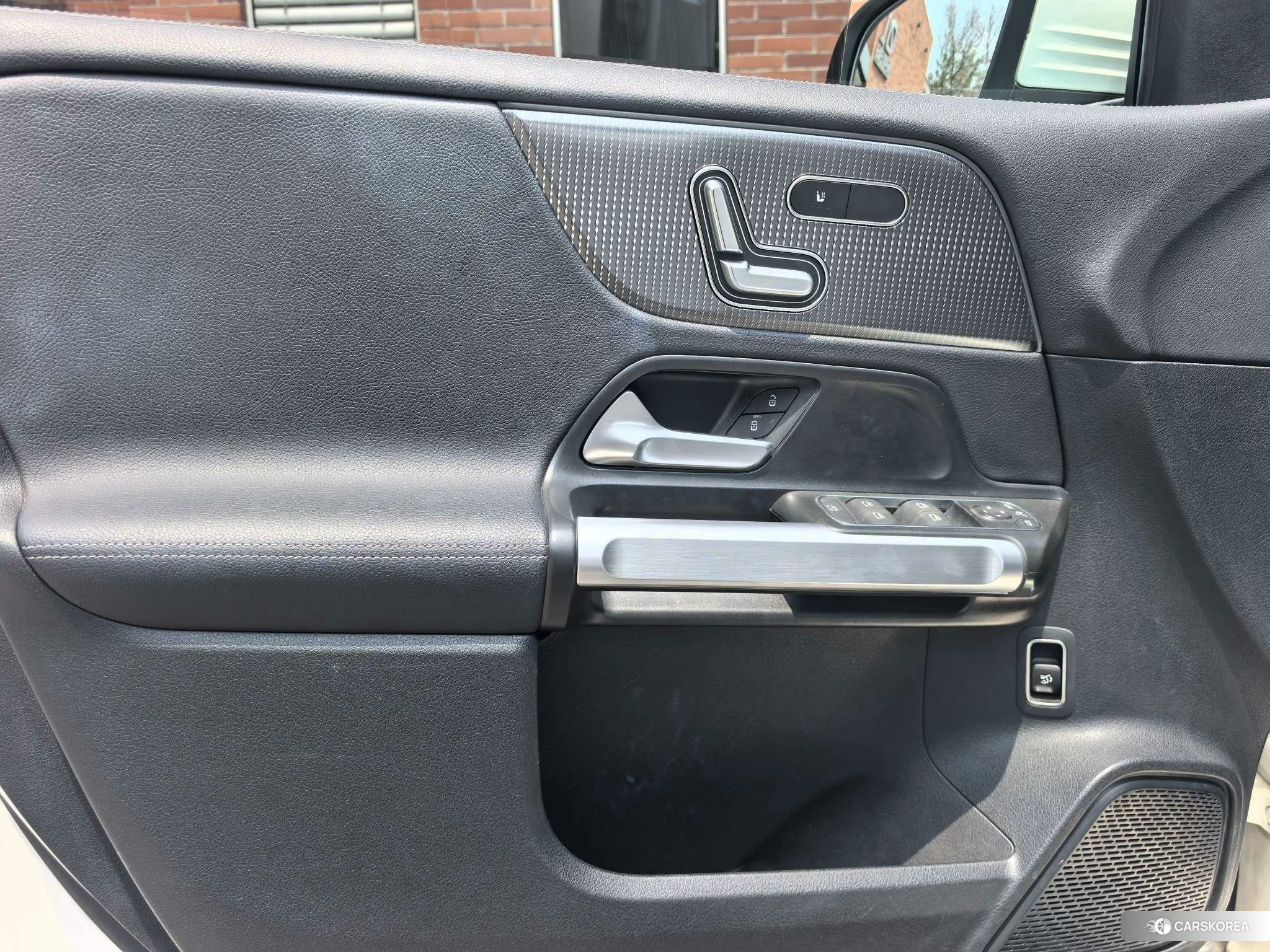 Mercedes-Benz GLB id 4405883 из Китая 18