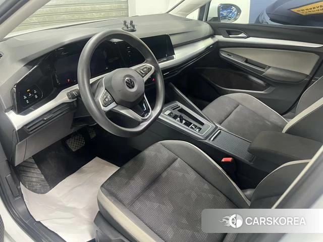 Volkswagen Golf 2022 Белый из Китая, фото 6