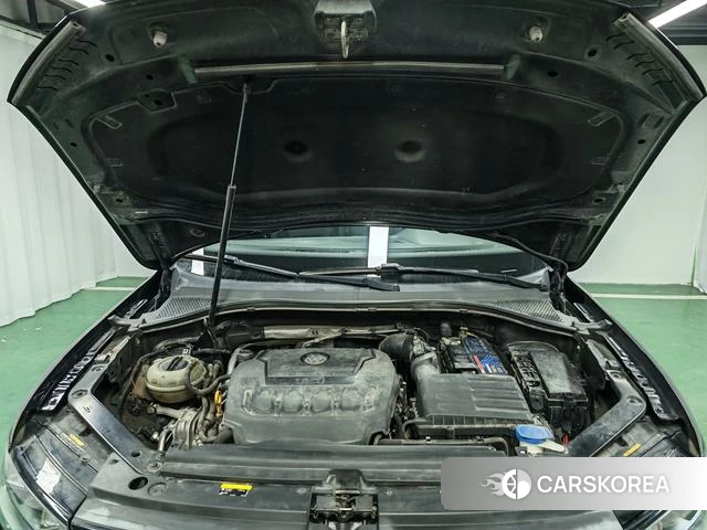 Volkswagen Tiguan L id 4208370 из Китая 16
