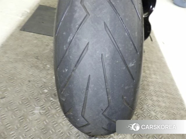 Ducati DIAVEL CARBON id 4229278 из Японии 30
