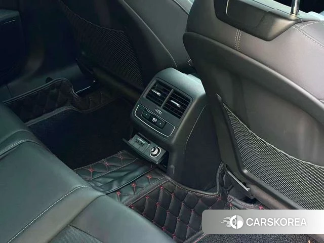 Audi A4L id 4291159 из Китая 18